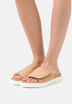 Gabor Muiltjes - Nude