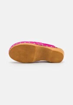 Gabor Clogs - Pink 10 Gabor Clogs - Pink -Gabor Schoenen Outlet Verkoop 40d2021d13a74880b57b38cfe4ec889d