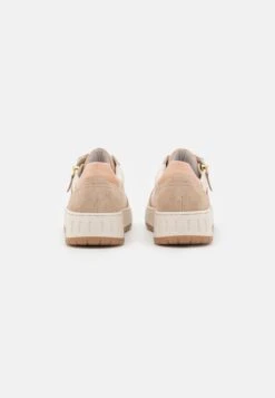 Gabor Comfort Sneakers Laag - Neve/Clay/Piggy 9 Gabor Comfort Sneakers Laag - Neve/Clay/Piggy -Gabor Schoenen Outlet Verkoop 58c045e5dfa44f909a71189e303826ae