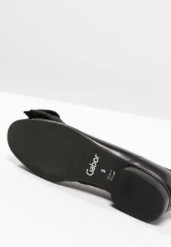 Gabor Ballerina'S - Black 10 Gabor Ballerina'S - Black -Gabor Schoenen Outlet Verkoop a649eff1fe054cf3bf87b6cf97e80e91