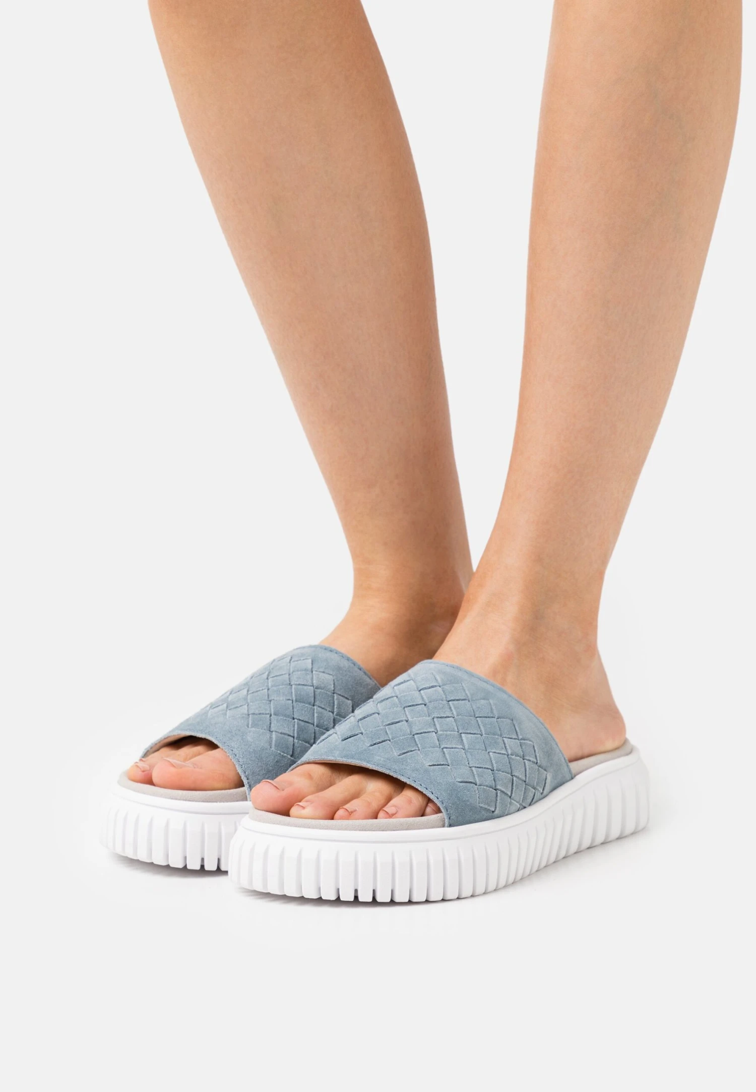 Gabor Muiltjes - Cloud 1 Gabor Muiltjes - Cloud